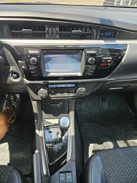 Toyota Corolla 1.6VVTI  Автоматик, снимка 12