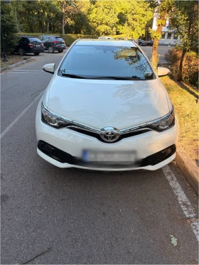 Toyota Auris, снимка 2