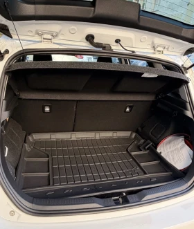 Toyota Auris, снимка 9