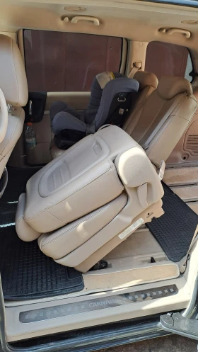 Kia Carnival - 4200 € / 8214.49 лв. - 91973987 6