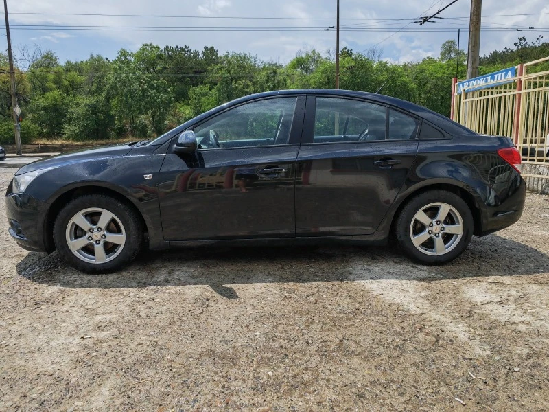 Chevrolet Cruze 1.6Газ,Нави11г, снимка 4 - Автомобили и джипове - 41432850