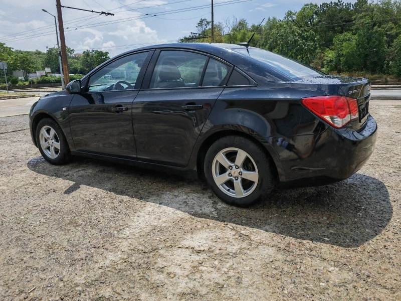 Chevrolet Cruze 1.6Газ,Нави11г, снимка 5 - Автомобили и джипове - 41432850