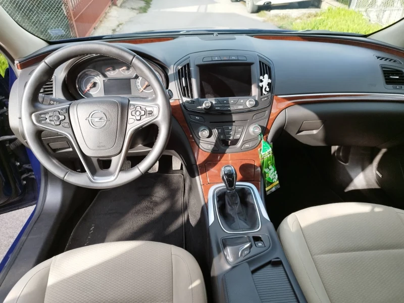 Opel Insignia 1.4 turbo; Bose Audio; Лизингова; Уникат, снимка 4 - Автомобили и джипове - 45457808