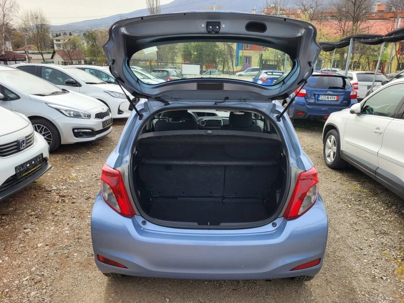 Toyota Yaris, снимка 13 - Автомобили и джипове - 44966565