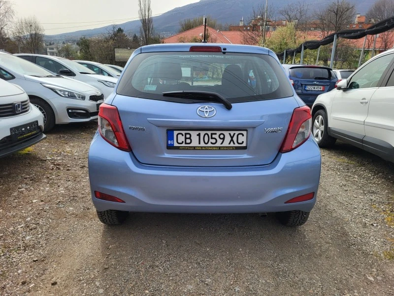 Toyota Yaris, снимка 5 - Автомобили и джипове - 44966565