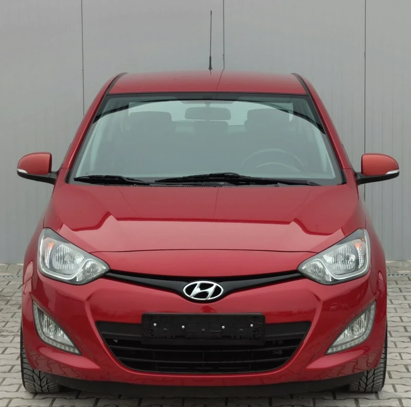 Hyundai I20 * FACELIFT* LED* , снимка 8 - Автомобили и джипове - 48668641