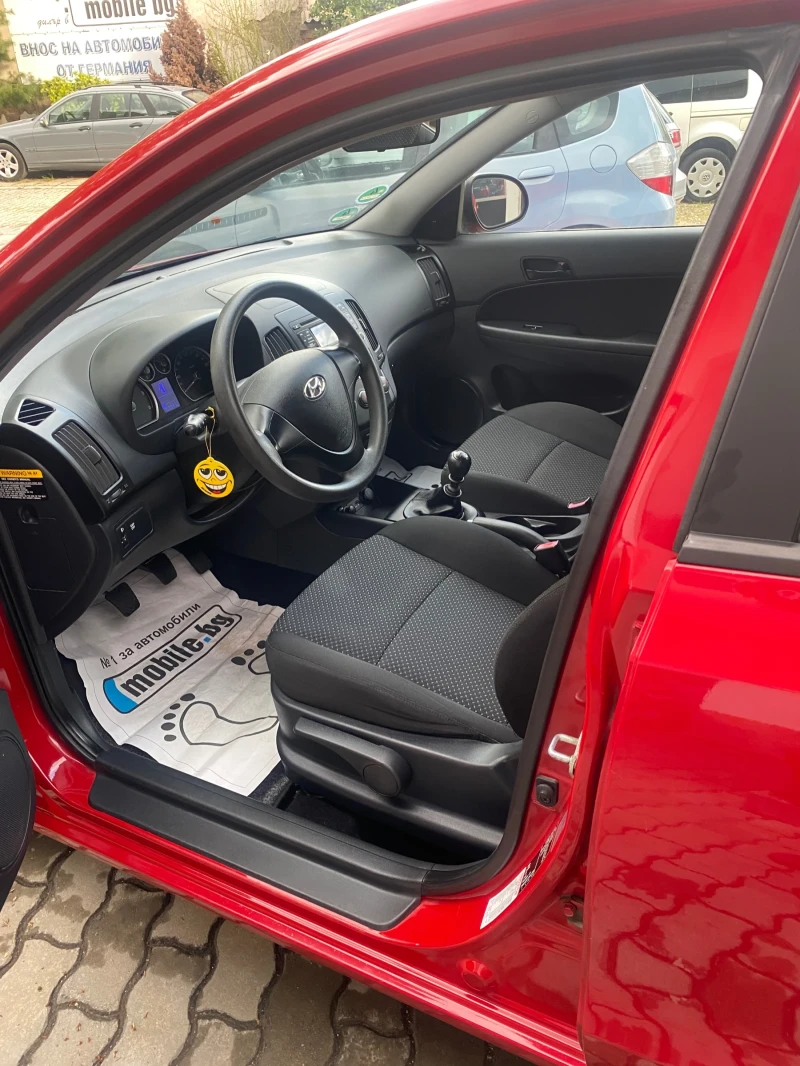 Hyundai I30 1.6crdi, снимка 5 - Автомобили и джипове - 50048598