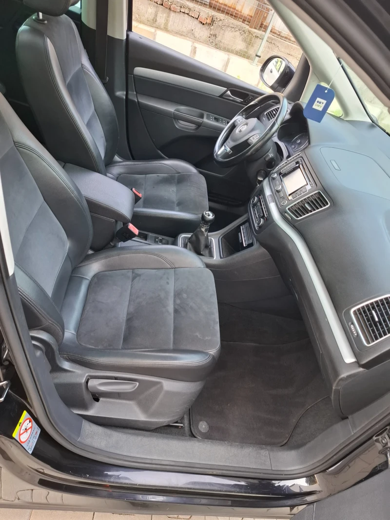 VW Sharan 2.0 TDI 6ск, снимка 11 - Автомобили и джипове - 50662568
