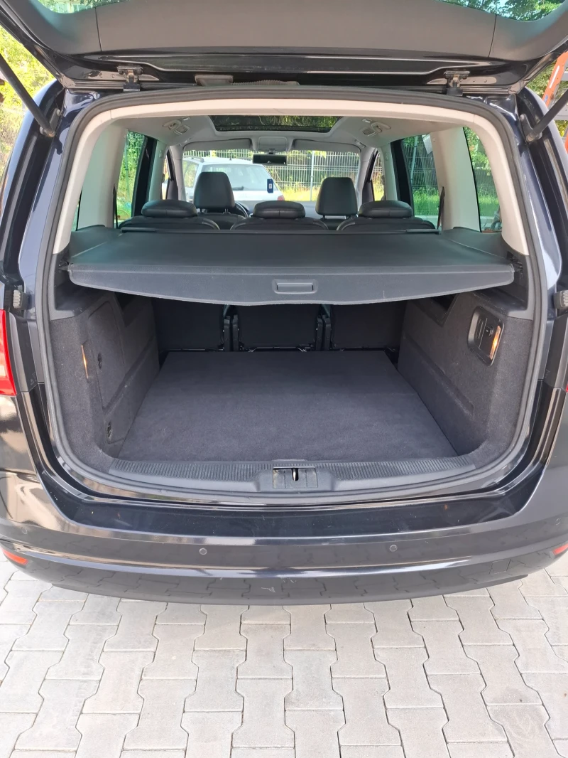VW Sharan 2.0 TDI 6ск, снимка 14 - Автомобили и джипове - 50662568
