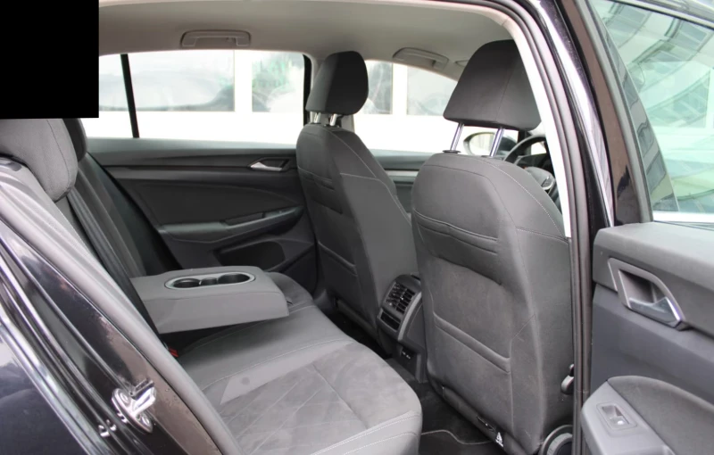 VW Golf 8/1.4/STYLE/eHYBRID/204HP/DIGITAL/AMBI/DAB/405fpr, снимка 12 - Автомобили и джипове - 51050893