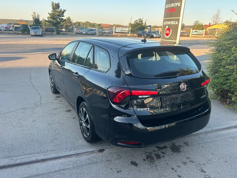 Fiat Tipo Fiat Tipo hybrid-1.5-130kc Avtomat2022g на42000км., снимка 5 - Автомобили и джипове - 51530128