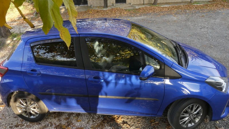 Toyota Yaris 1.5 Dual VVT-iE, снимка 8 - Автомобили и джипове - 52321394