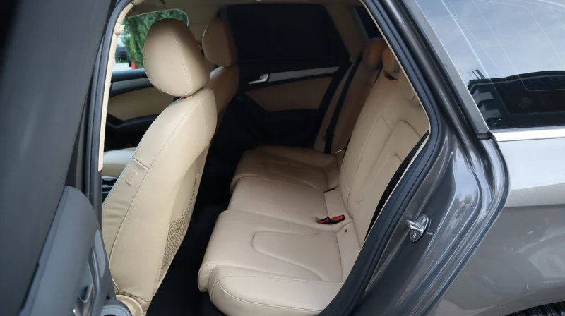 Audi A4 LED, снимка 9 - Автомобили и джипове - 52654563