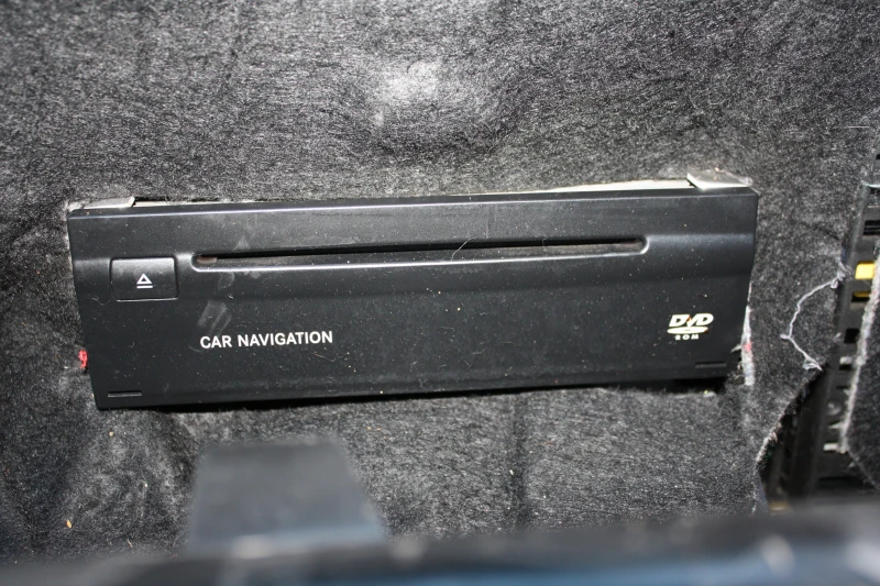 Mercedes-Benz E 320 320 AVANGARD, снимка 15 - Автомобили и джипове - 53024263