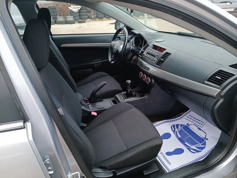 Mitsubishi Lancer 1.8i-143кс-ШВЕЙЦАРИЯ-РЪЧКА, снимка 11 - Автомобили и джипове - 53276291