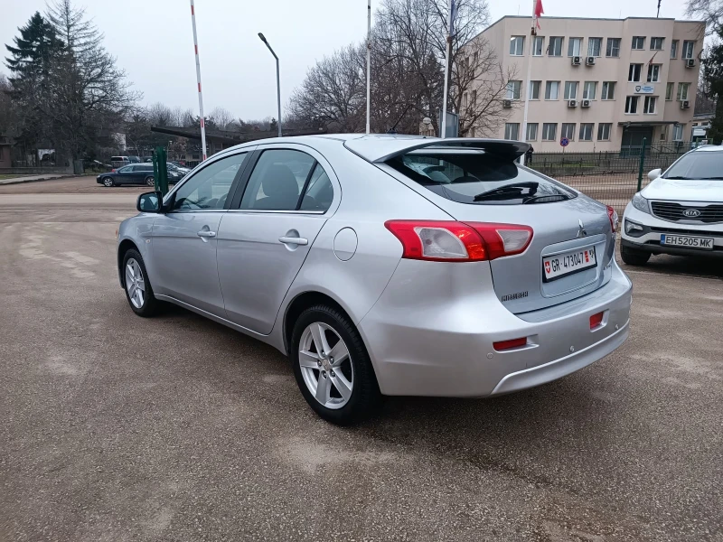 Mitsubishi Lancer 1.8i-143кс-ШВЕЙЦАРИЯ-РЪЧКА, снимка 5 - Автомобили и джипове - 53276291