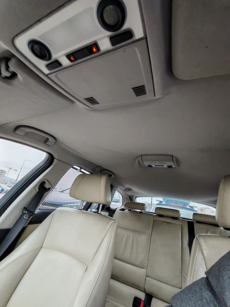 BMW 320 D, снимка 14 - Автомобили и джипове - 53286226