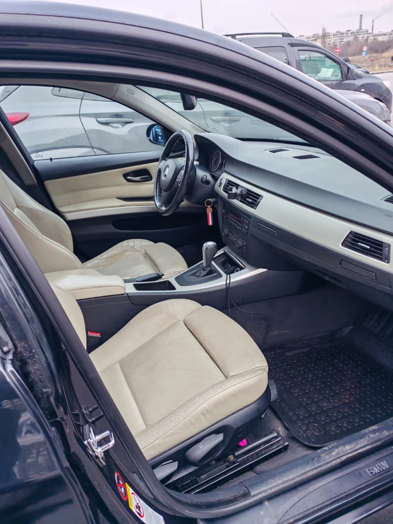 BMW 320 D, снимка 10 - Автомобили и джипове - 53286226