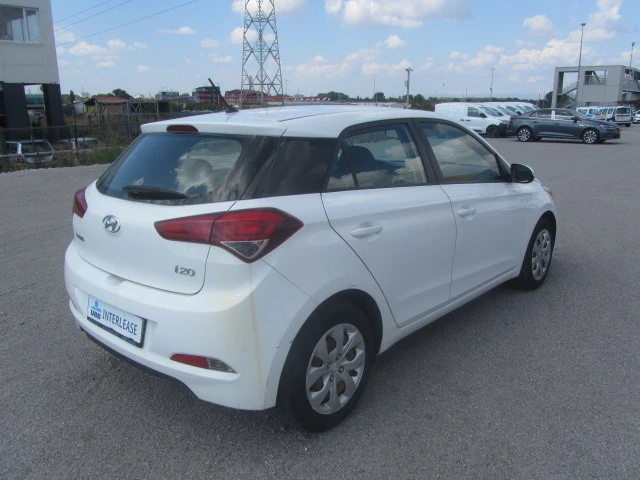 Hyundai I20 1.1 CRDI, снимка 3 - Автомобили и джипове - 46588210