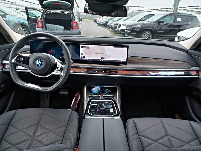 BMW i7 ЧИСТО НОВ-0км-i7 60-DISTRONIK-PANORAMA-LAZER !!! - изображение 10