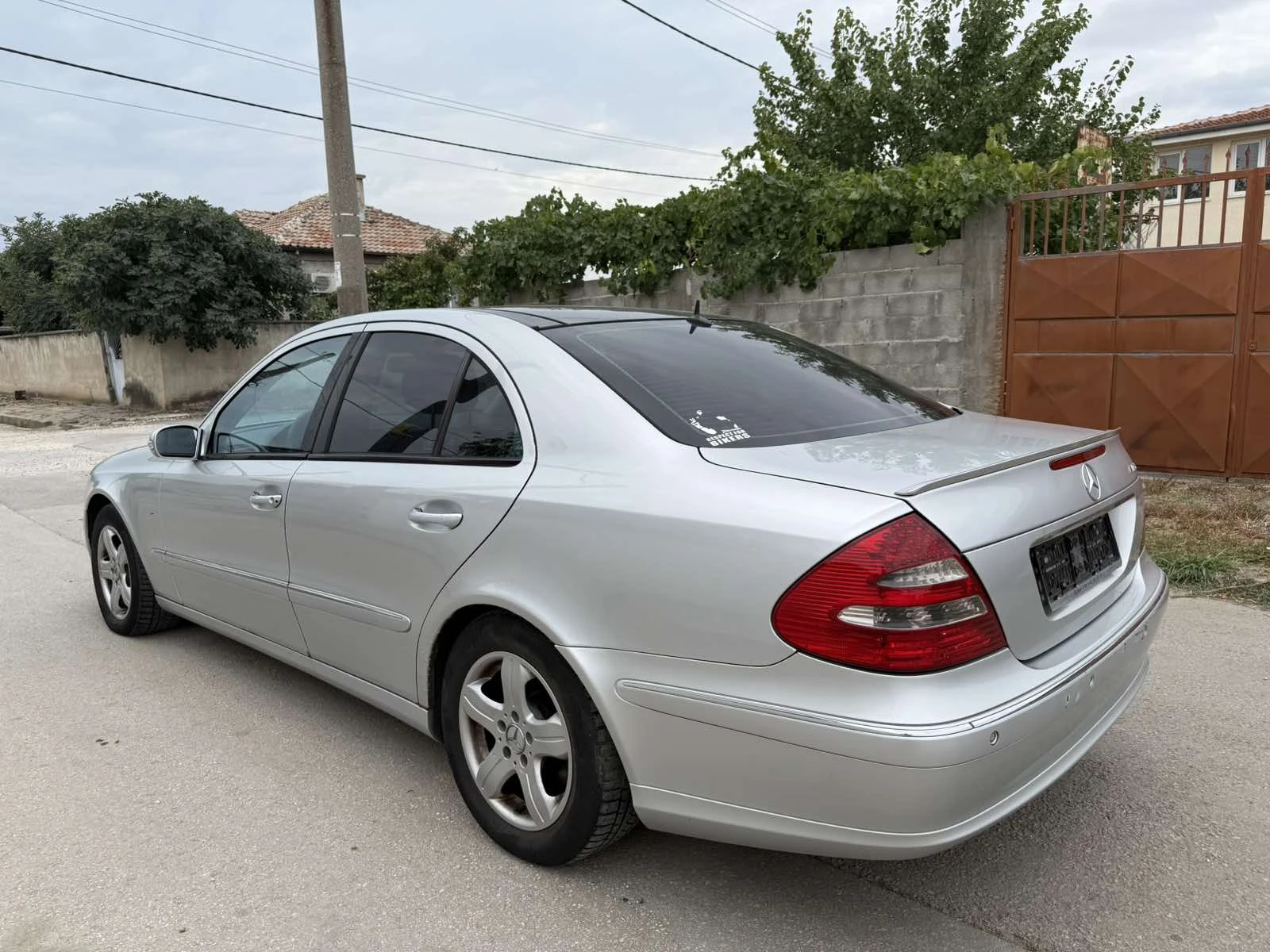 Mercedes-Benz E 320 CDI 224hp Clima-Navi-Avantgarde-Powered BY BRABUS  | Mobile.bg � ����������� 1