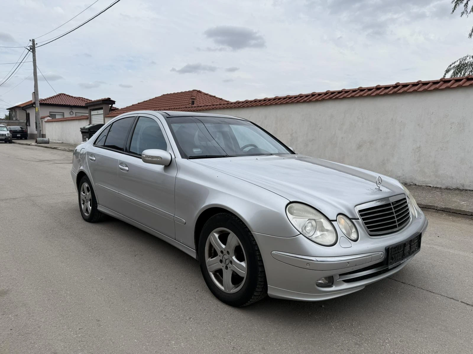 Mercedes-Benz E 320 CDI 224hp Clima-Navi-Avantgarde-Powered BY BRABUS  - изображение 3