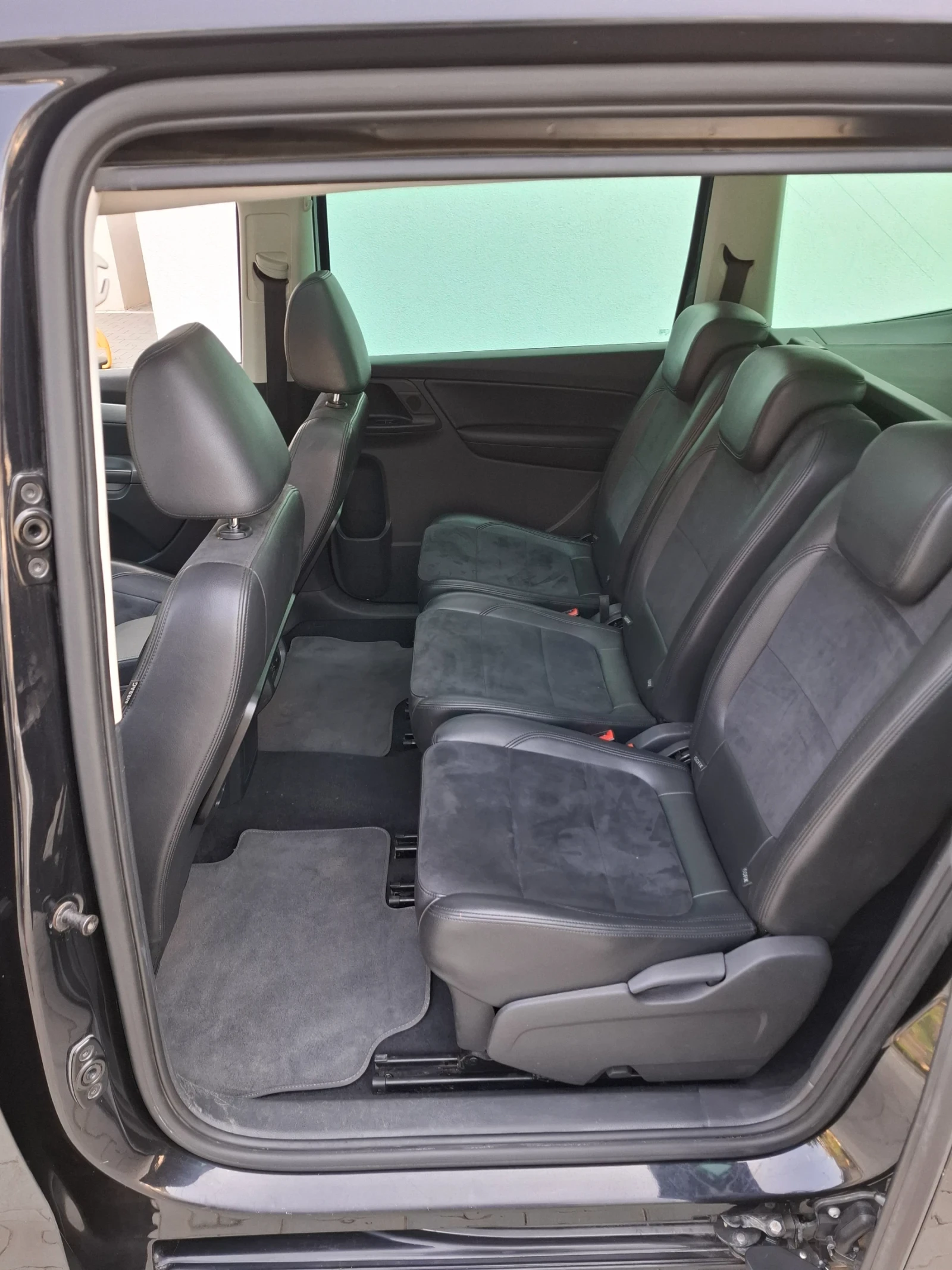 VW Sharan 2.0 TDI 6ск - изображение 10