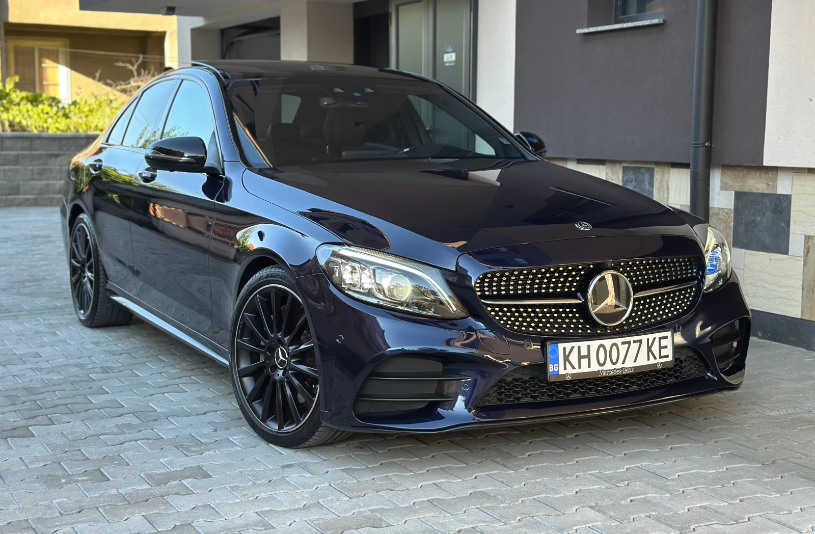 Mercedes-Benz C 300 D * MG * 4 MATIC * FULL * BURMESTER * NIGHT PACKA | Mobile.bg   1