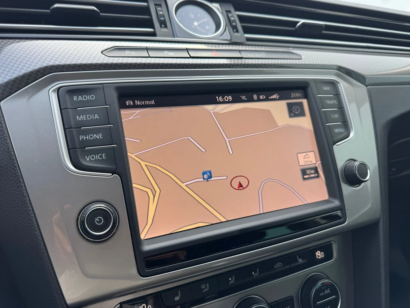 VW Passat 2.0TDI BMT 4MOTION | Mobile.bg � ����������� 14