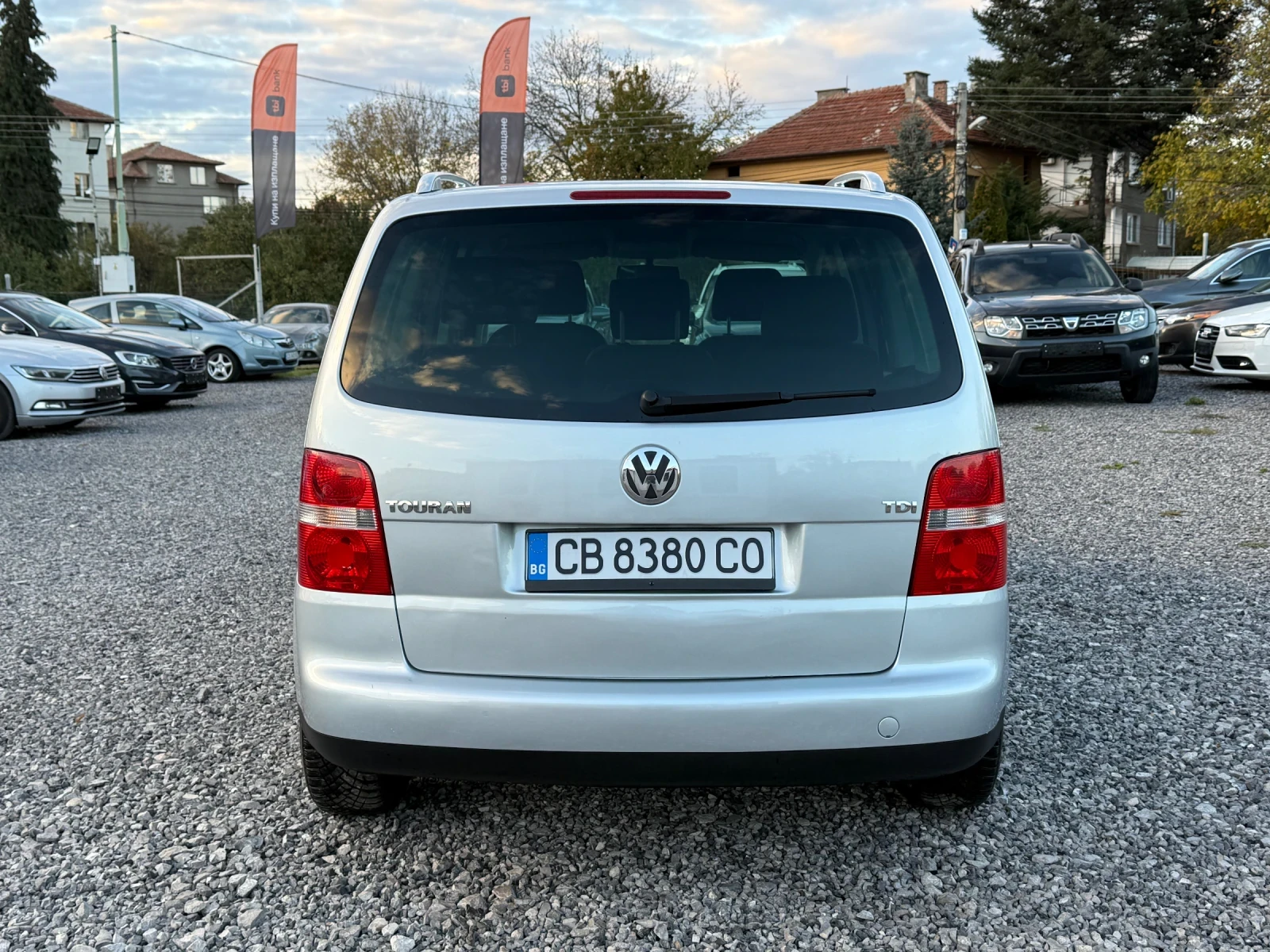 VW Touran 1.9TDI 105кс Обслужен/Нови Зимни гуми/Регистриран - изображение 6