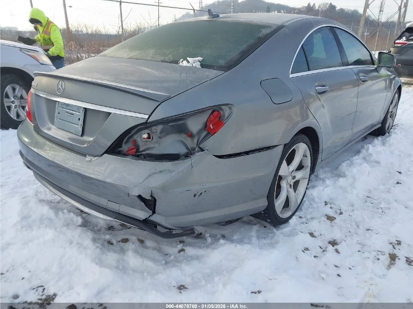 Mercedes-Benz CLS 550 Обдухване* Подгрев* Harman Kardon - изображение 6
