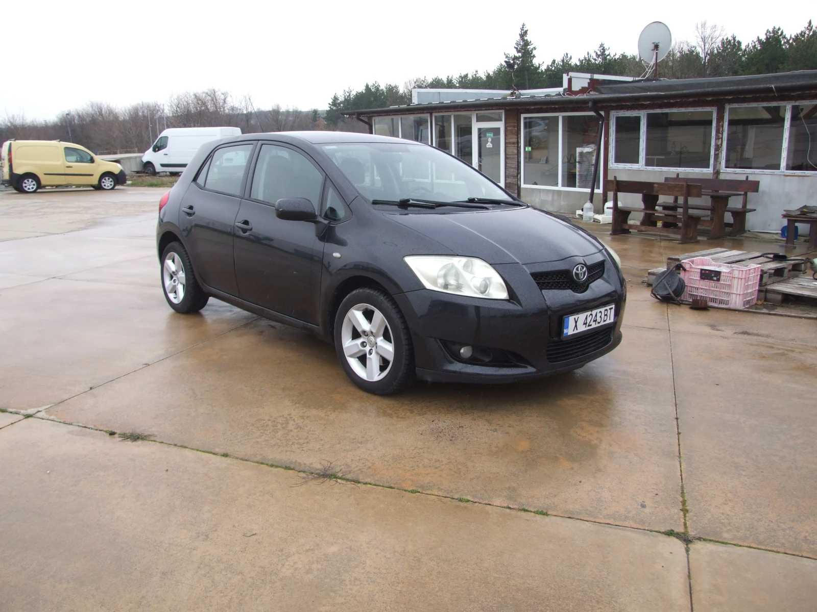 Toyota Auris  - изображение 5