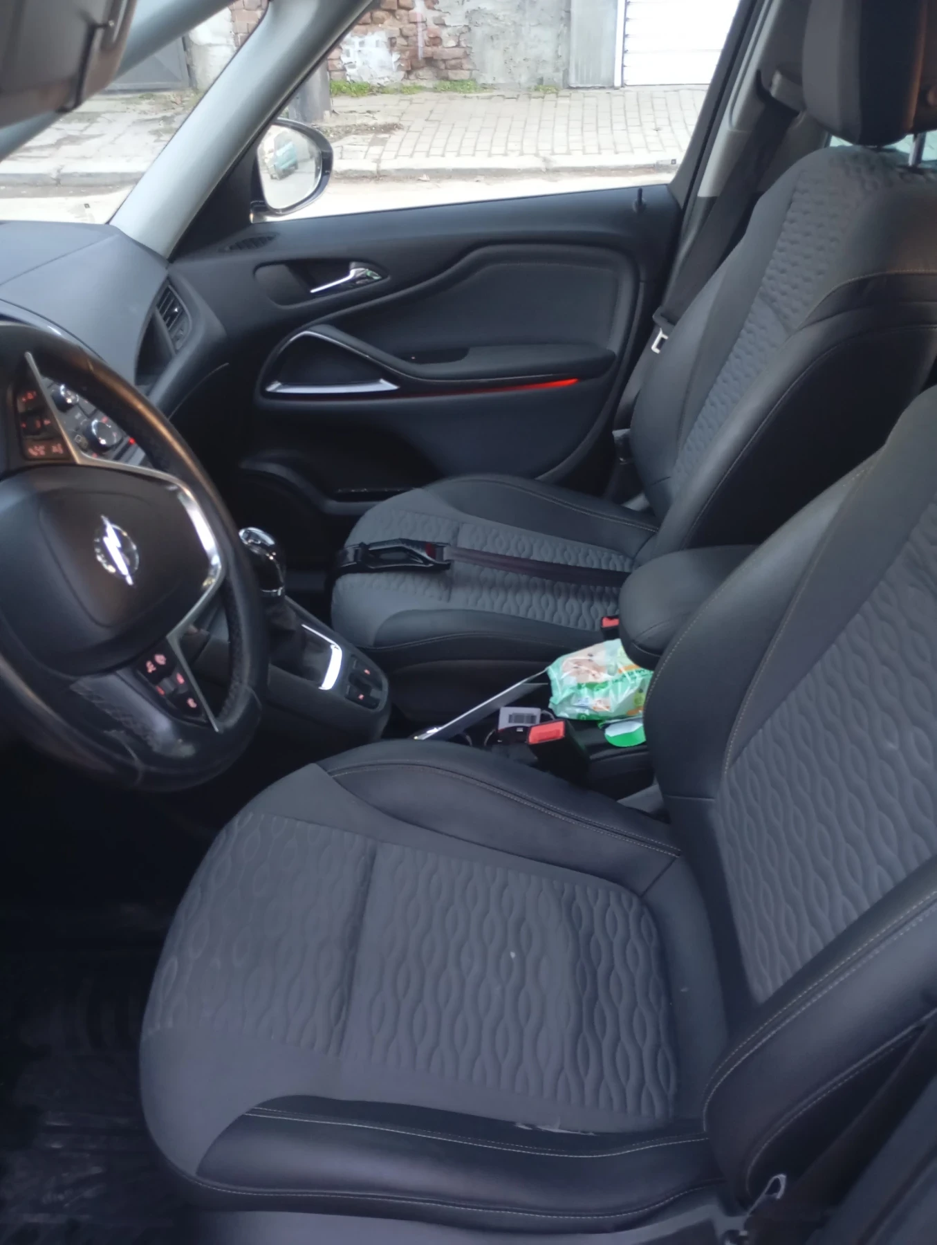 Opel Zafira Opel Zafira LPG, снимка 10 - Автомобили и джипове - 53742456