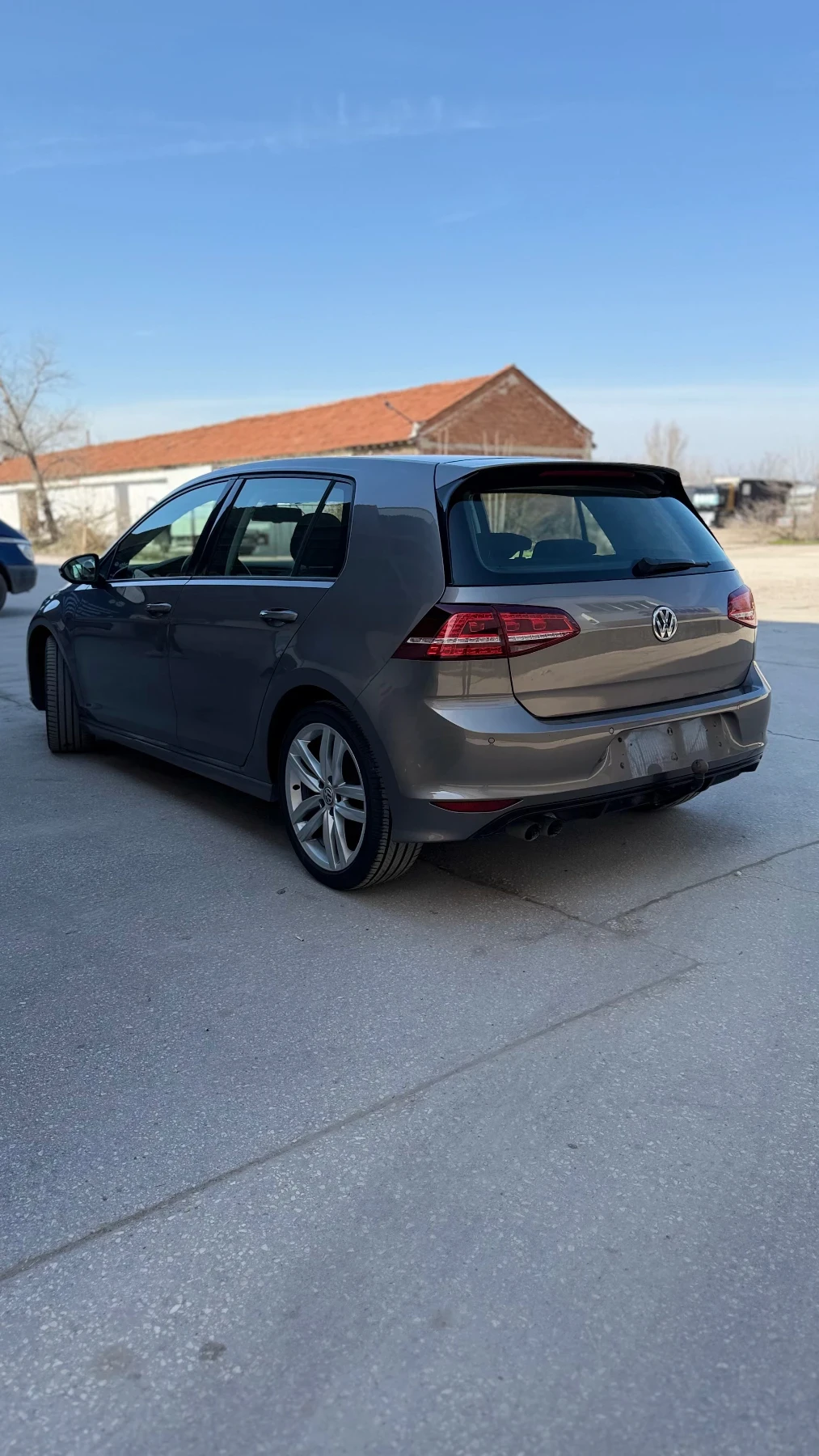 VW Golf 7 R Line 1.4 TFSI, снимка 3 - Автомобили и джипове - 53760279