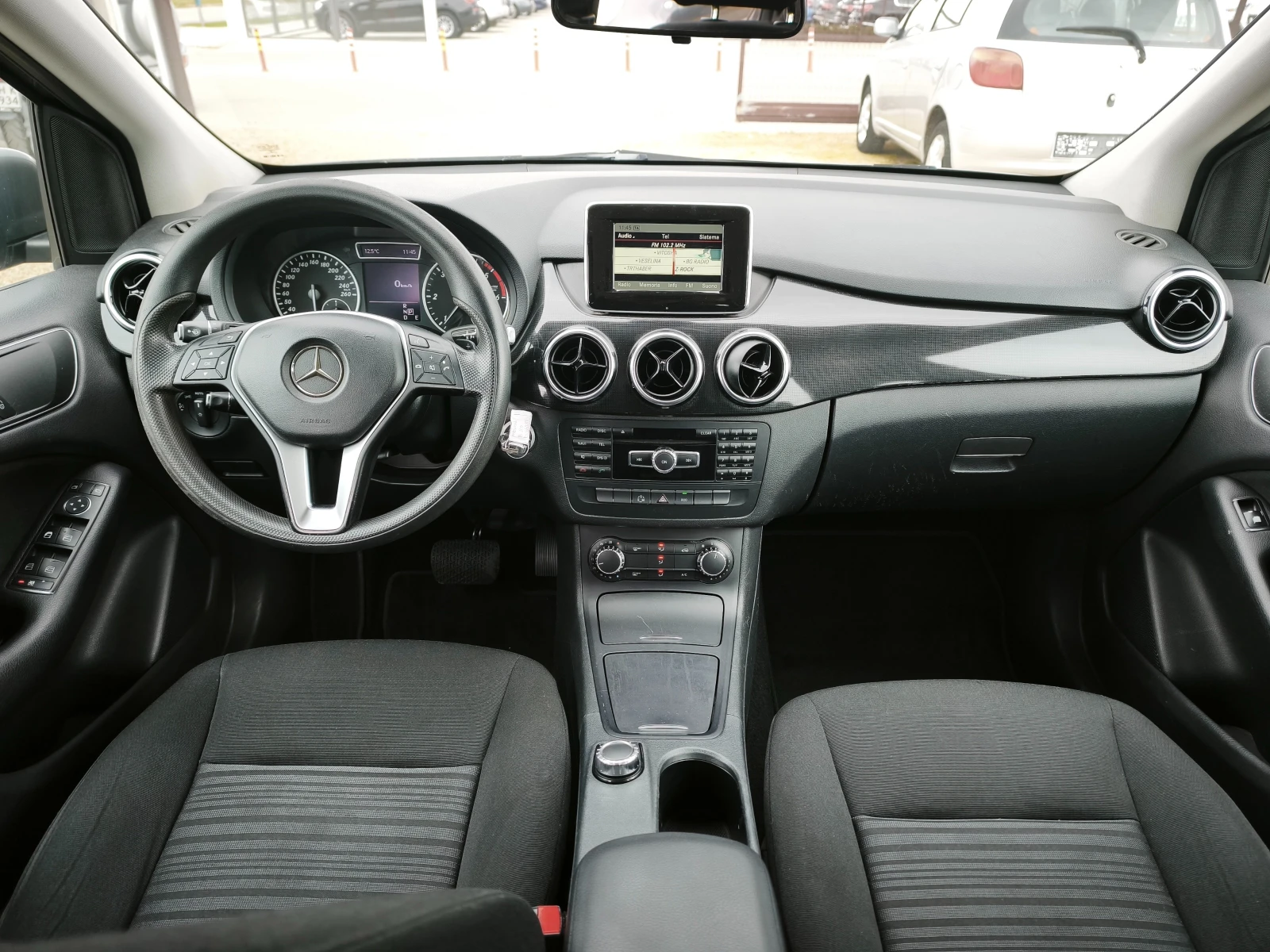 Mercedes-Benz B 180 1.5 DCI 109 h.p. - AUTOMATIC - CAMERA, снимка 11 - Автомобили и джипове - 53923841