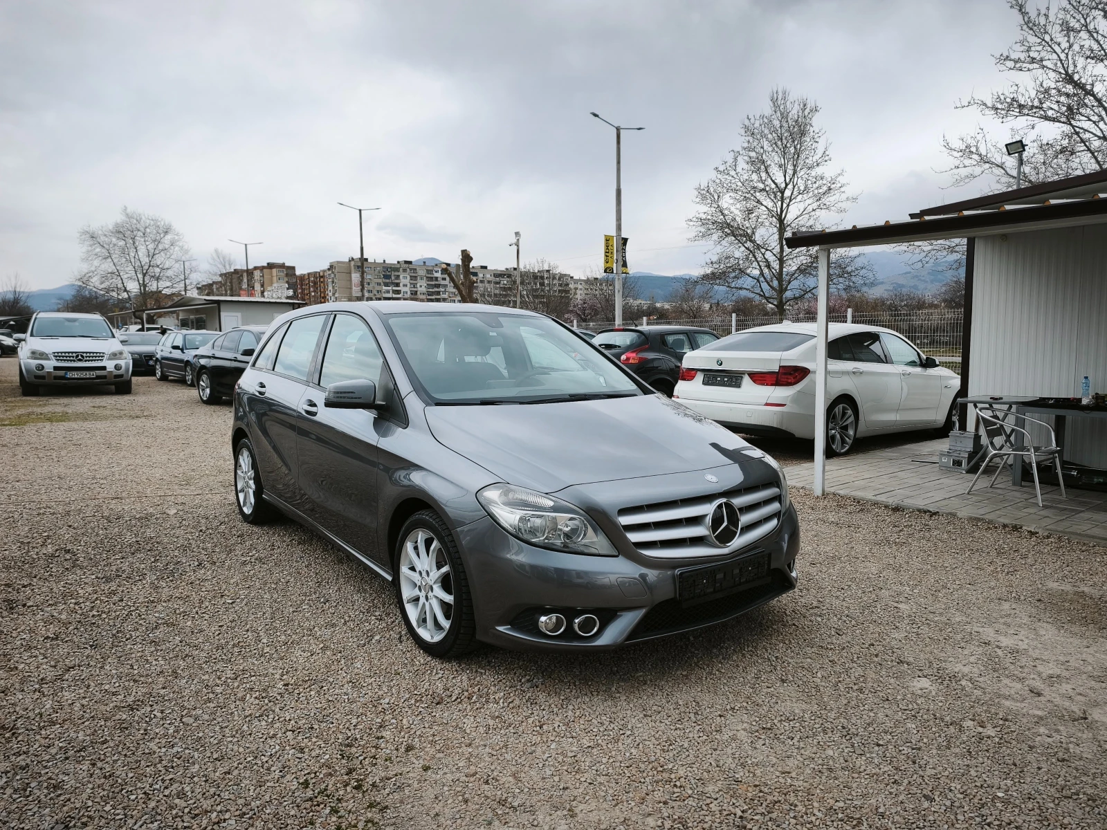 Mercedes-Benz B 180 1.5 DCI 109 h.p. - AUTOMATIC - CAMERA, снимка 3 - Автомобили и джипове - 53923841
