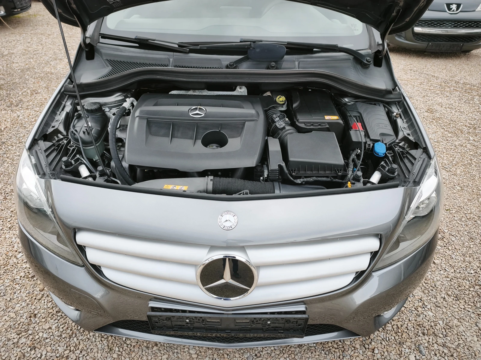 Mercedes-Benz B 180 1.5 DCI 109 h.p. - AUTOMATIC - CAMERA, снимка 16 - Автомобили и джипове - 53923841