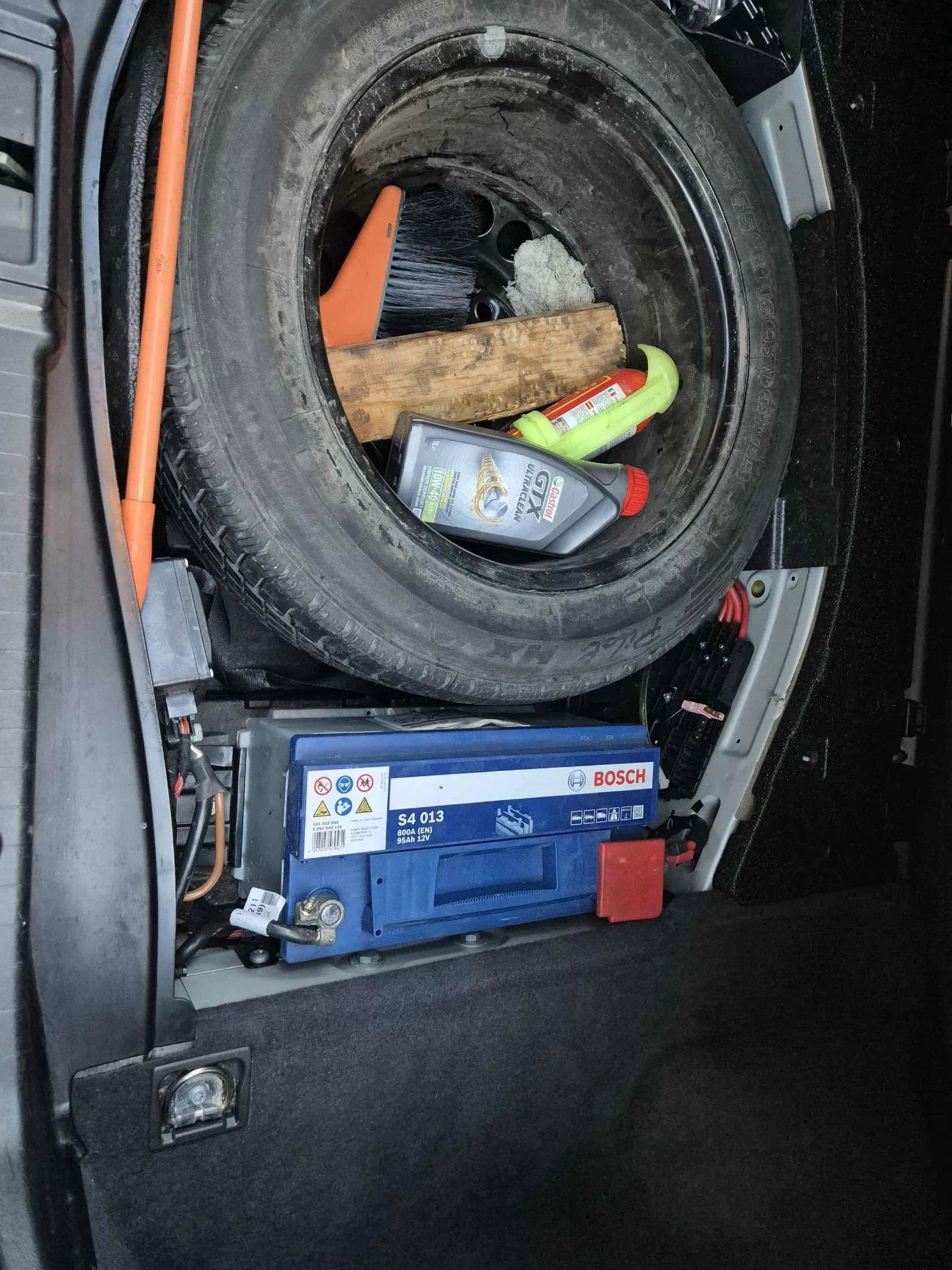 Mercedes-Benz E 270, снимка 11 - Автомобили и джипове - 53958520