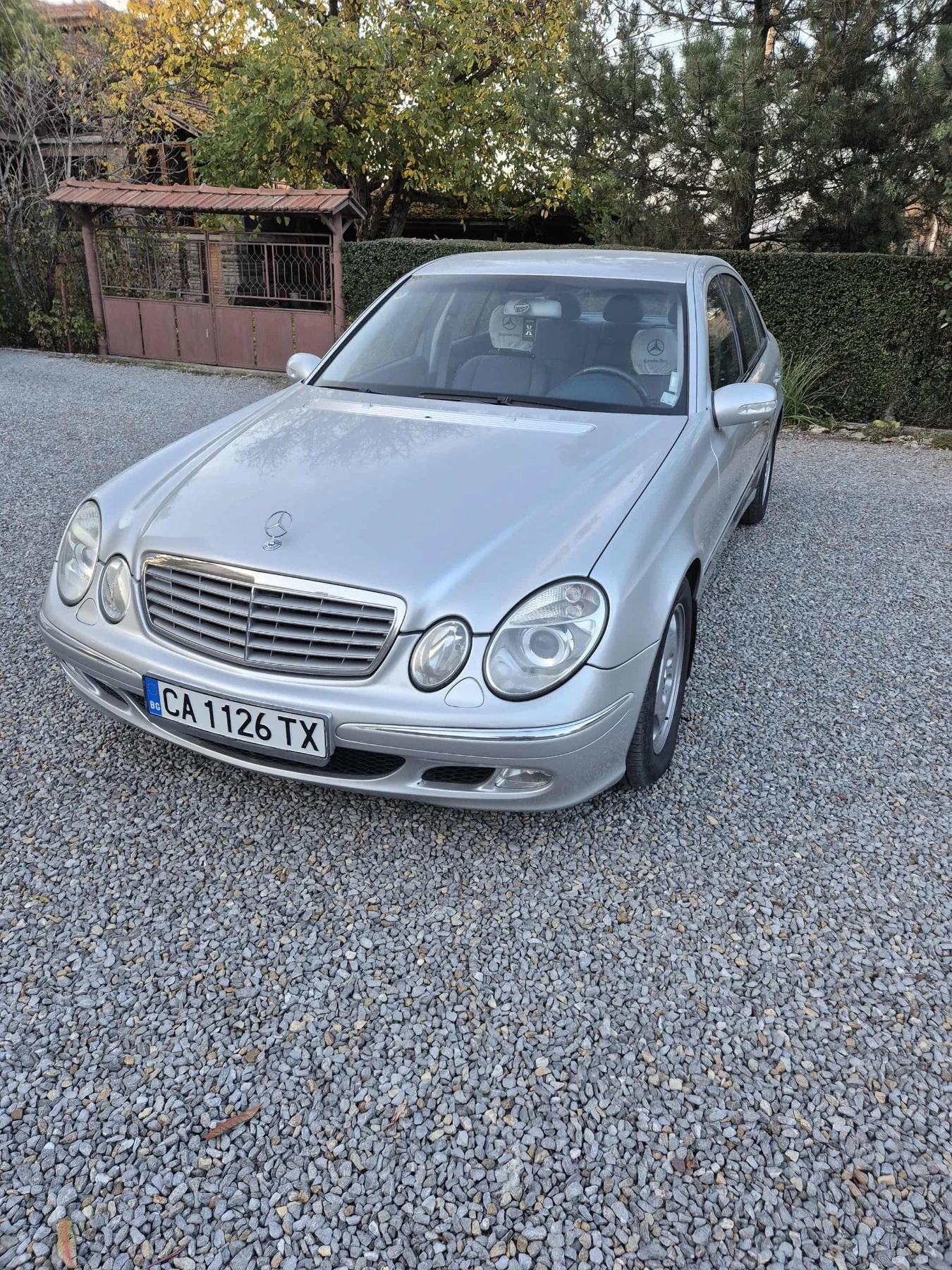 Mercedes-Benz E 270, снимка 2 - Автомобили и джипове - 53958520