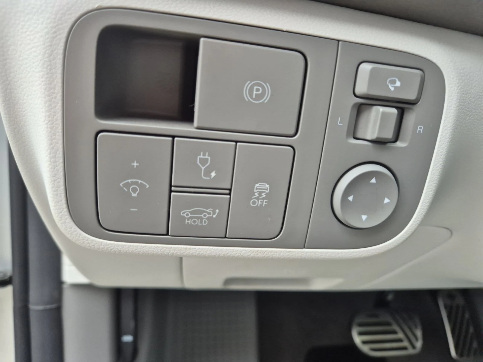 Hyundai Ioniq 6 Long Range 77.4kWh Premium 4x4 | Mobile.bg � ����������� 16