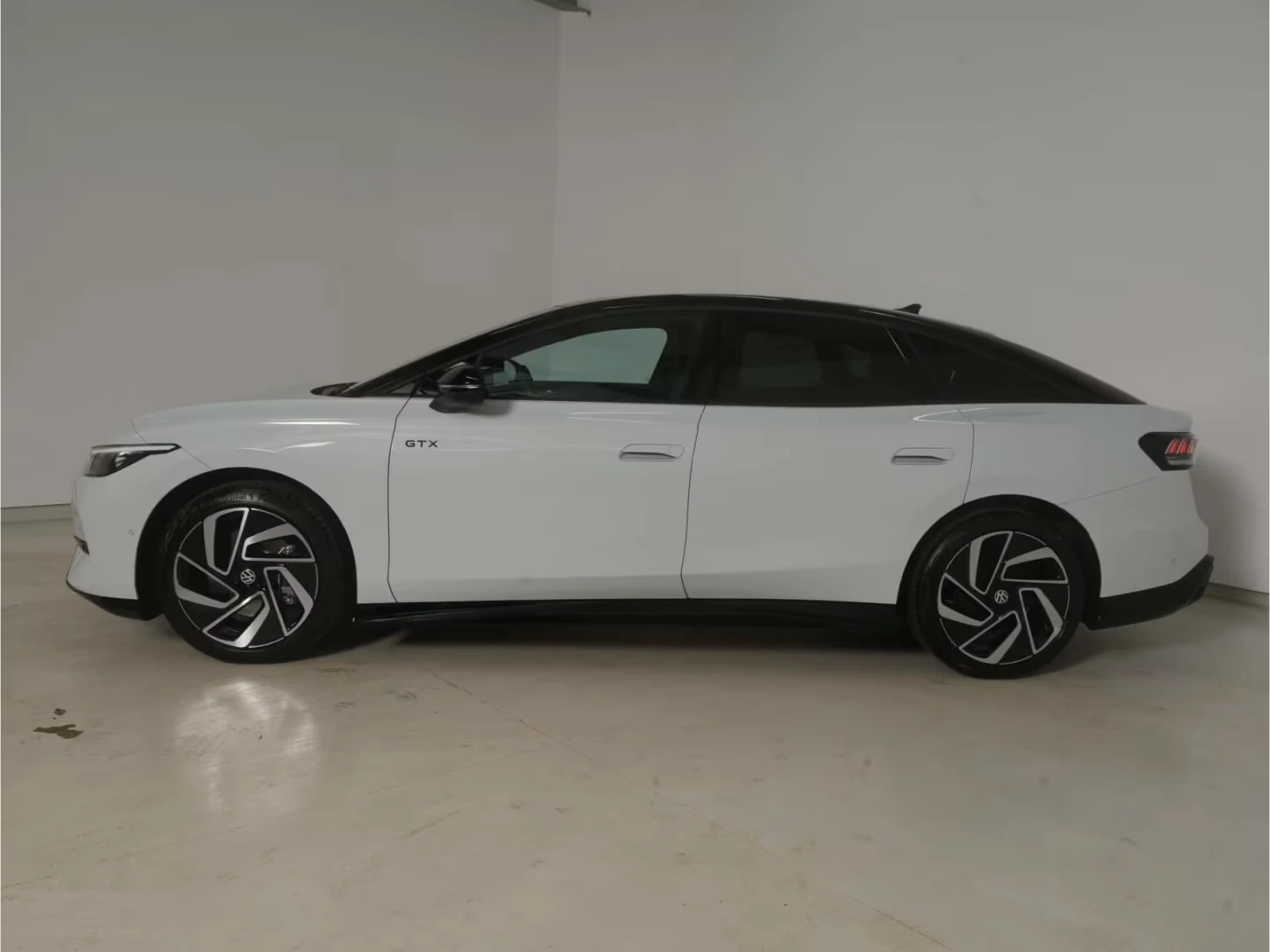 VW ID.7 GTX* 91kWh* PANO* MATRIX* 360 CAM* KEYLESS* DISTR*, снимка 6 - Автомобили и джипове - 54068950