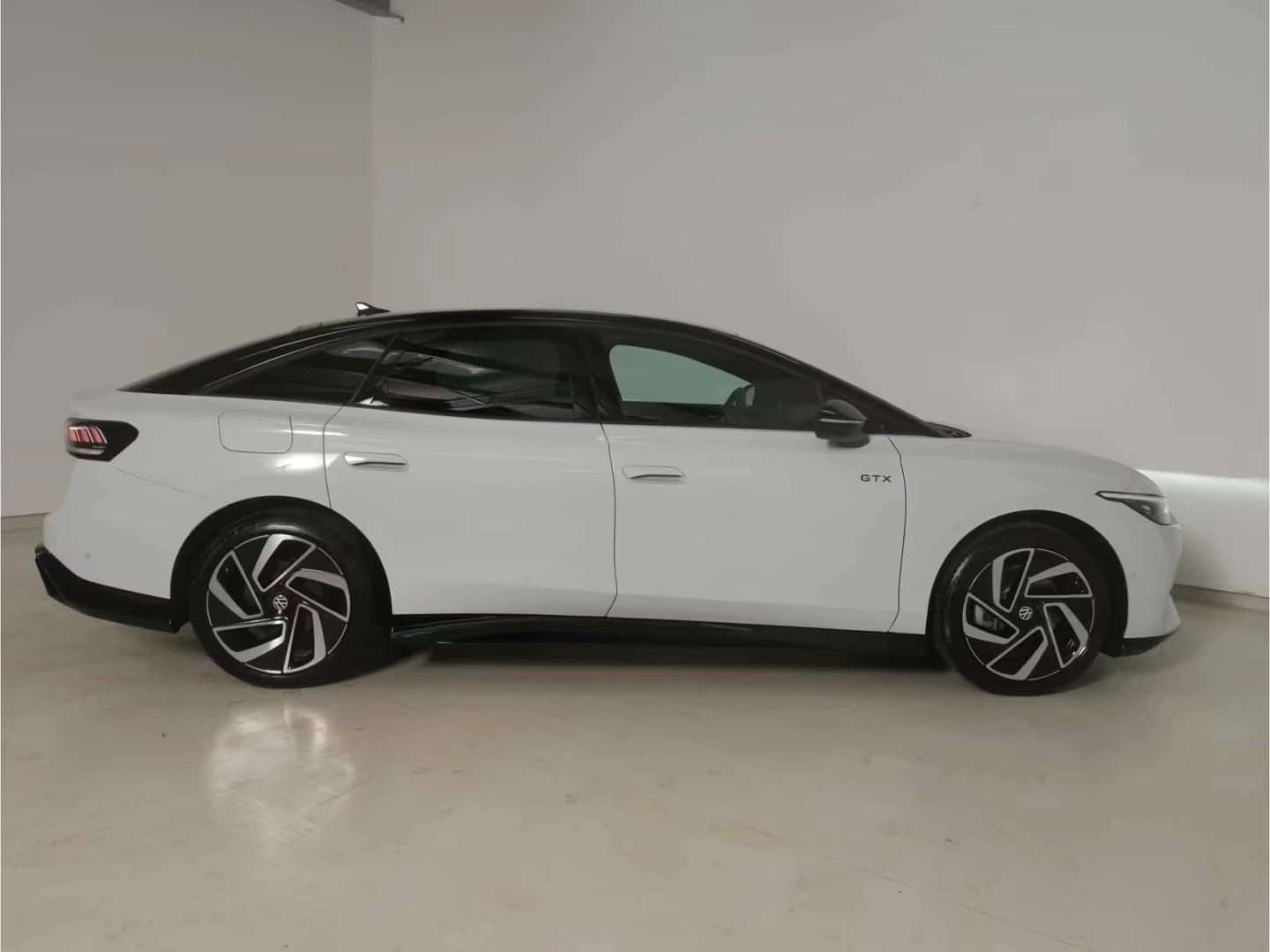 VW ID.7 GTX* 91kWh* PANO* MATRIX* 360 CAM* KEYLESS* DISTR*, снимка 3 - Автомобили и джипове - 54068950