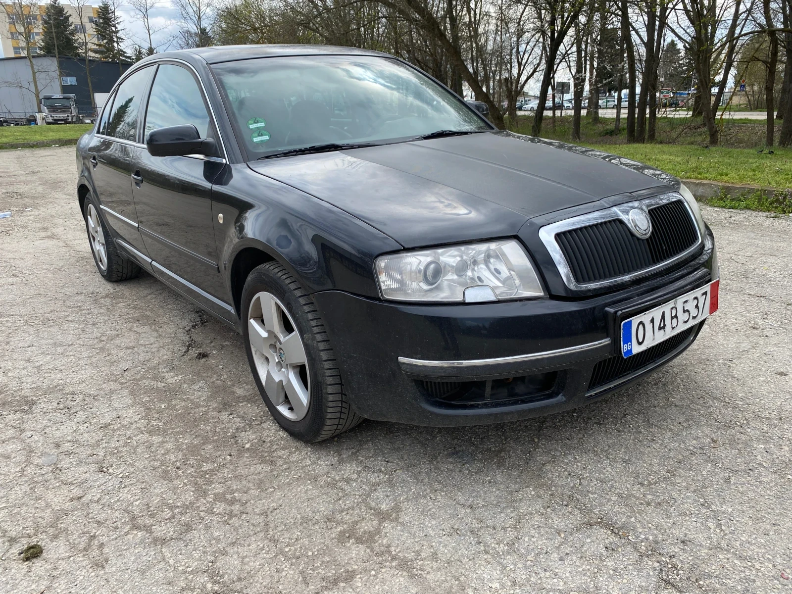 Skoda Superb 2.5 tdi, снимка 2 - Автомобили и джипове - 54163082