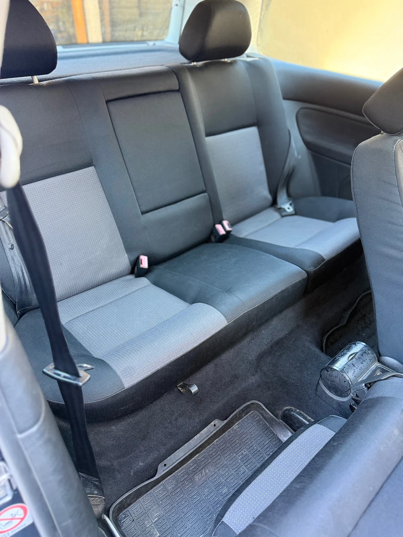 VW Golf 1.9TDI, снимка 14 - Автомобили и джипове - 54320614