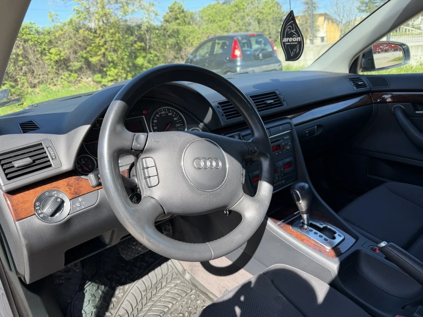 Audi A4, снимка 4 - Автомобили и джипове - 54331093