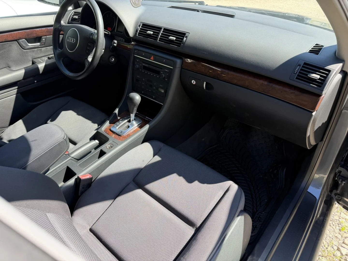 Audi A4, снимка 10 - Автомобили и джипове - 54331093