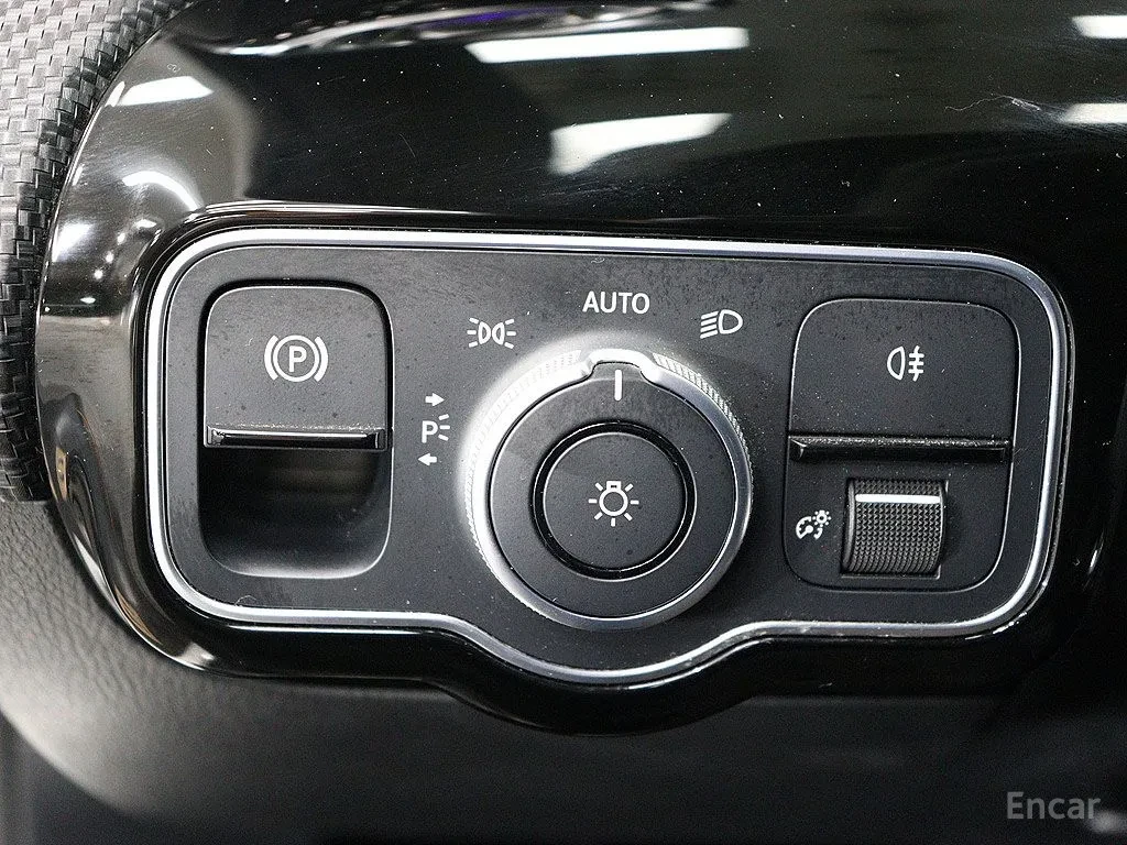 Mercedes-Benz A 220, снимка 14 - Автомобили и джипове - 54748929