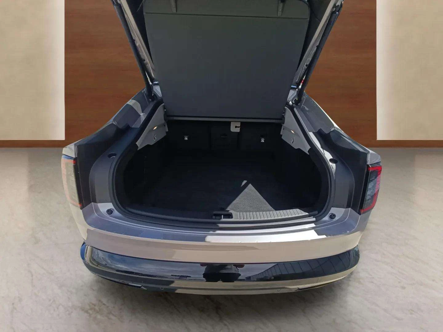Volvo ES90 92 kWh, снимка 12 - Автомобили и джипове - 54786775