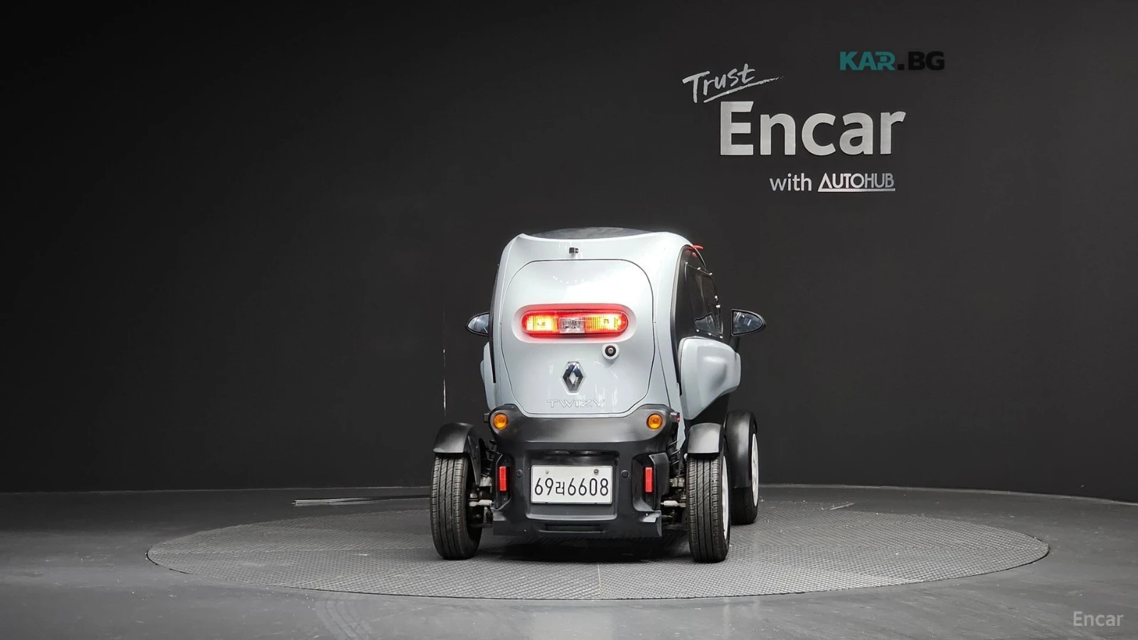 Renault Twizy Автокредит Цена до България, снимка 4 - Автомобили и джипове - 55218218