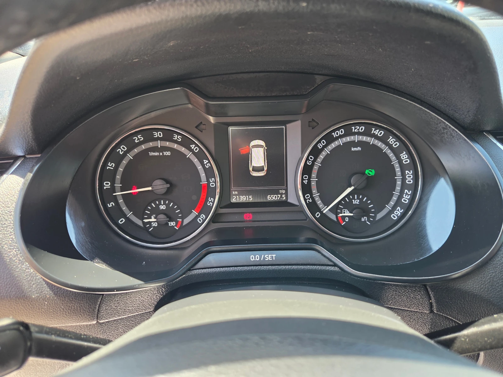 Skoda Octavia 2.0TDI/SCOUT, снимка 12 - Автомобили и джипове - 55296520